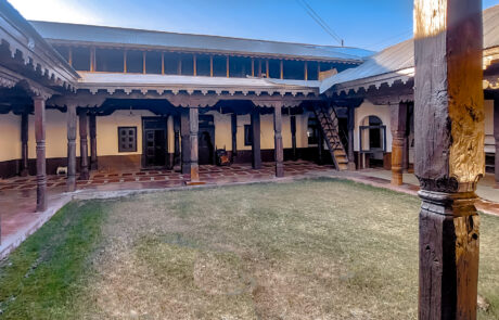 01-Courtyard View